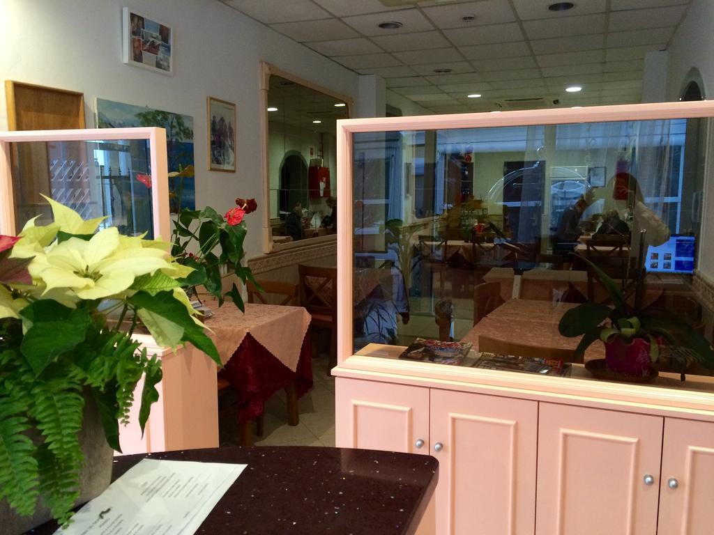 Hotel Corallo Finale Ligure Buitenkant foto